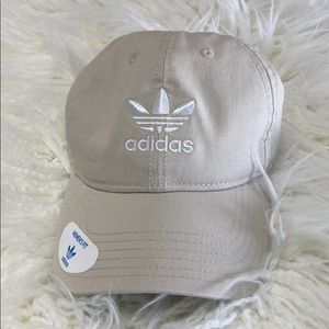 Adidas women’s fit hat